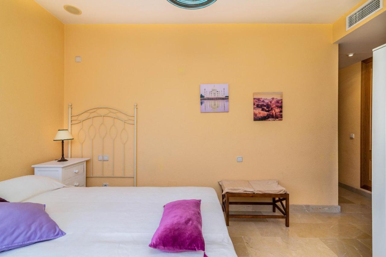 Spacious Apartment In Marbella Exteriör bild