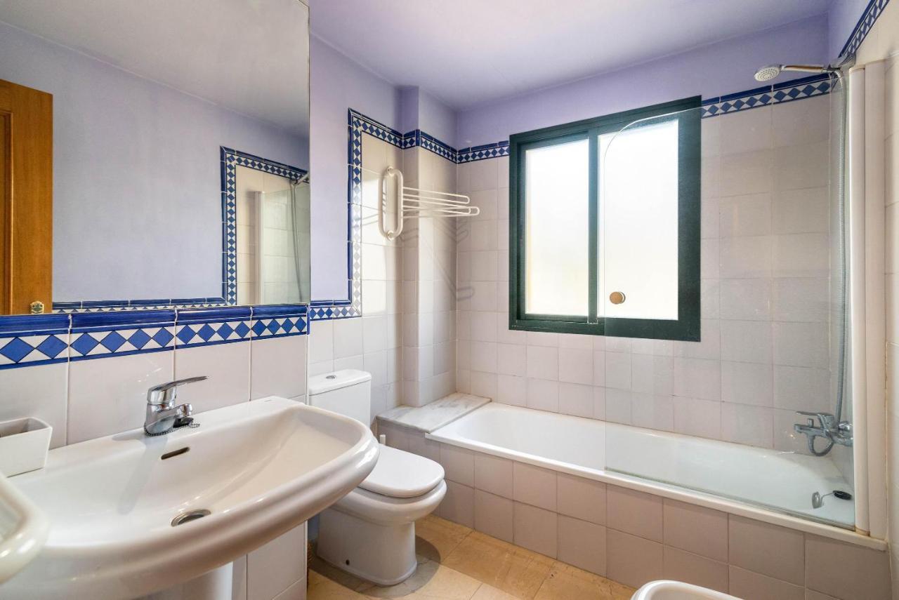 Spacious Apartment In Marbella Exteriör bild