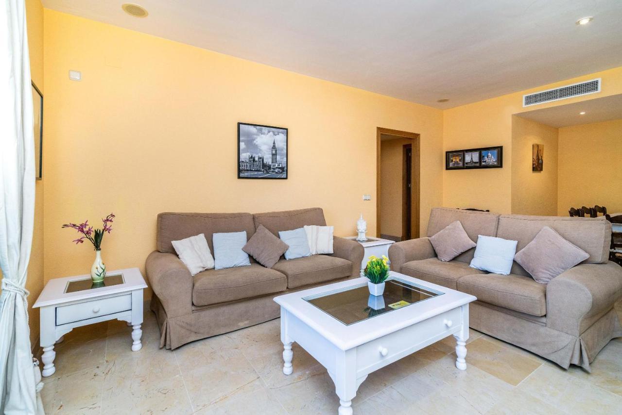 Spacious Apartment In Marbella Exteriör bild