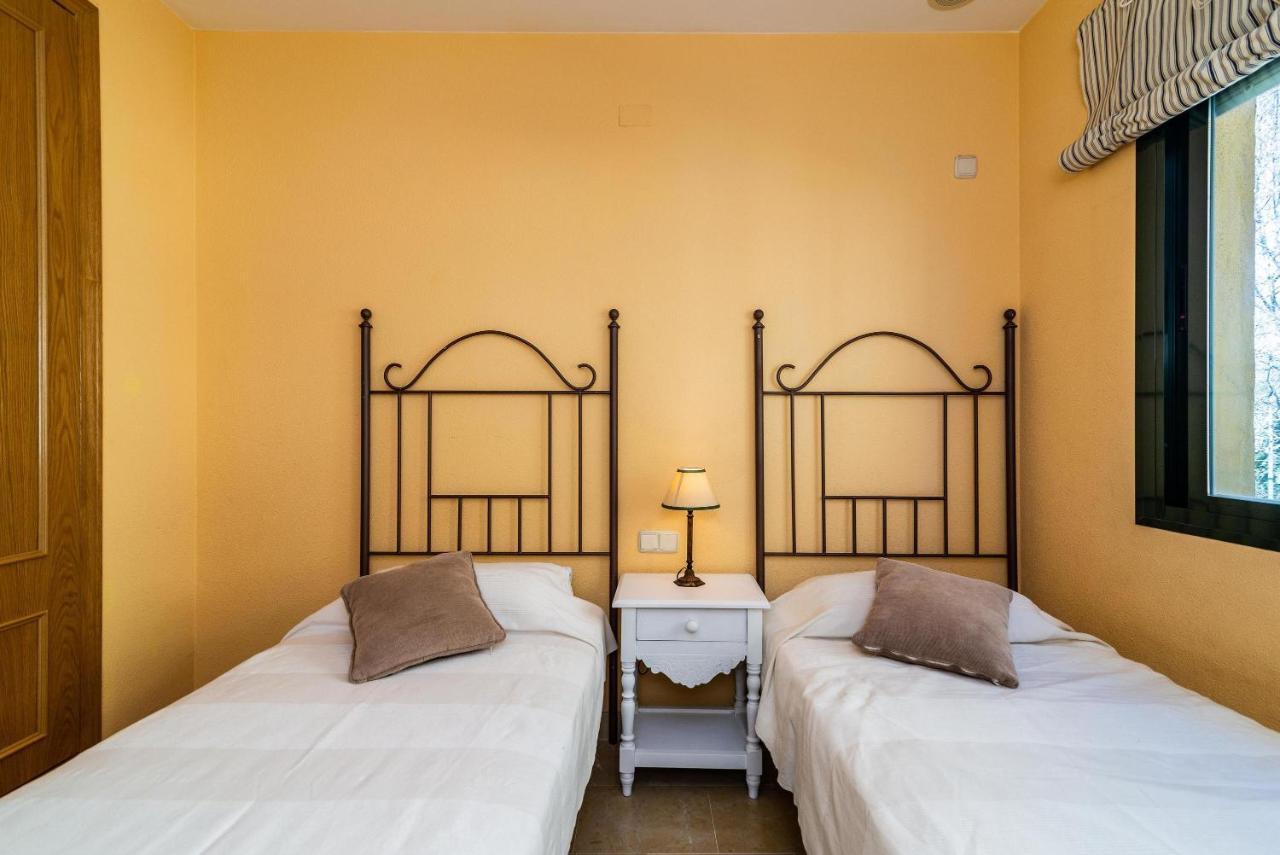 Spacious Apartment In Marbella Exteriör bild