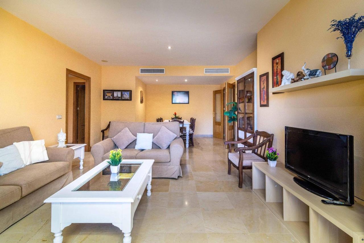 Spacious Apartment In Marbella Exteriör bild