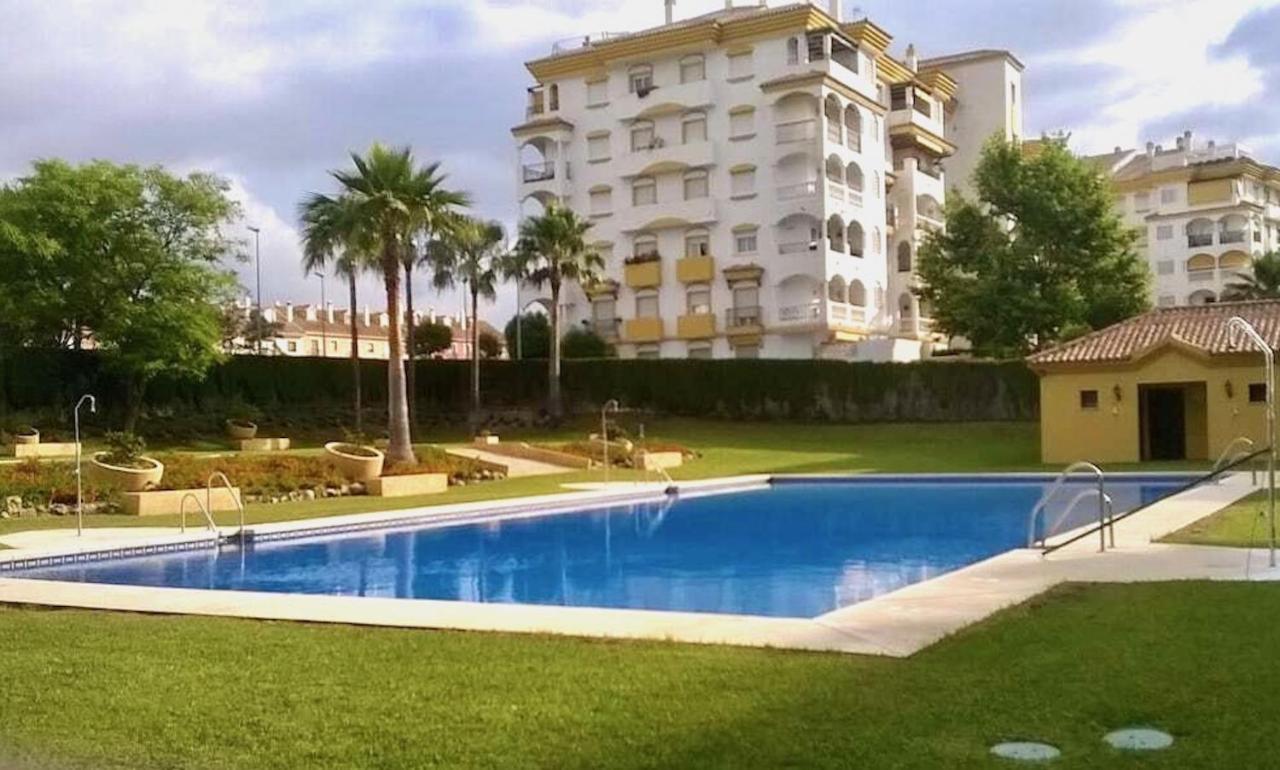 Spacious Apartment In Marbella Exteriör bild